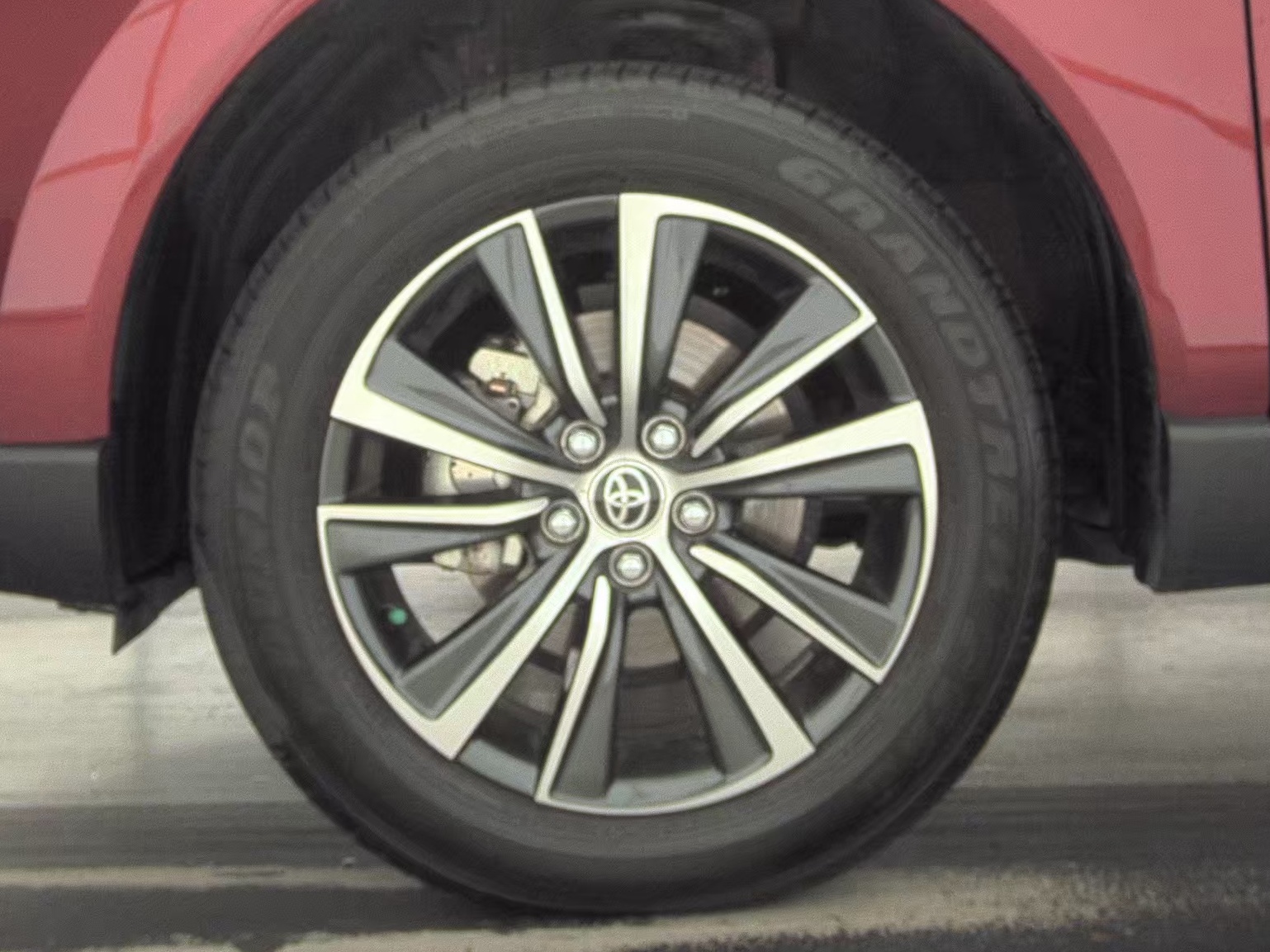 2024 Toyota Venza LE AWD