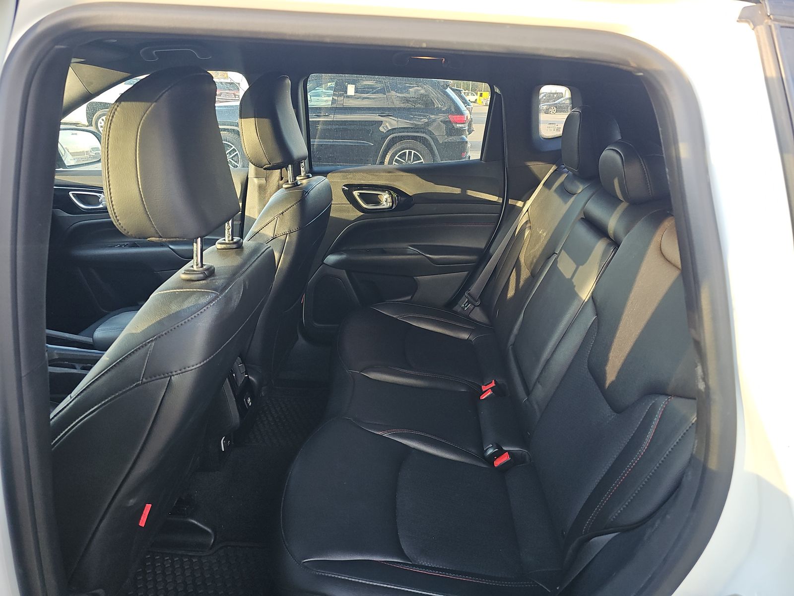 2025 Jeep Compass Trailhawk AWD