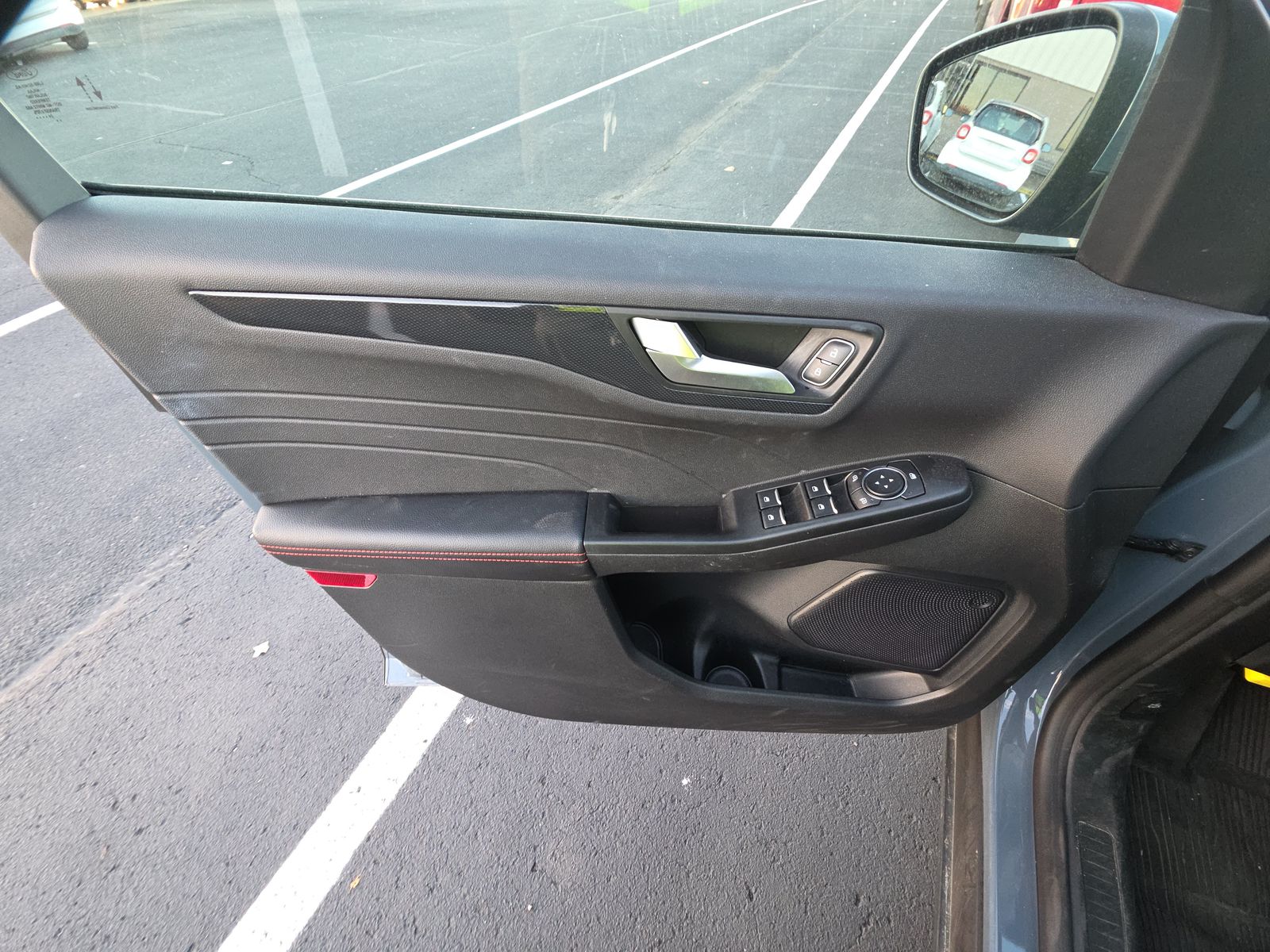 2025 Ford Escape Hybrid ST-Line Elite AWD