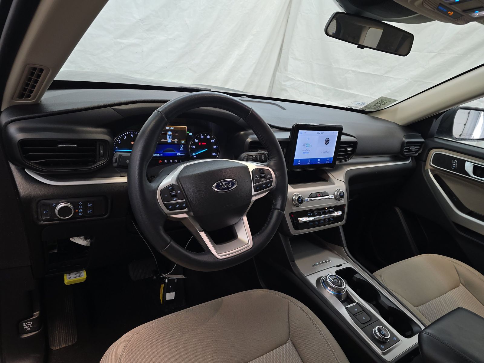 2022 Ford Explorer XLT AWD