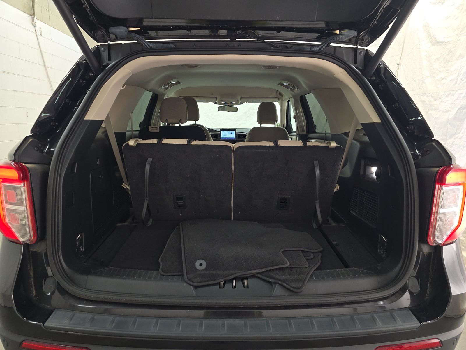 2022 Ford Explorer XLT AWD