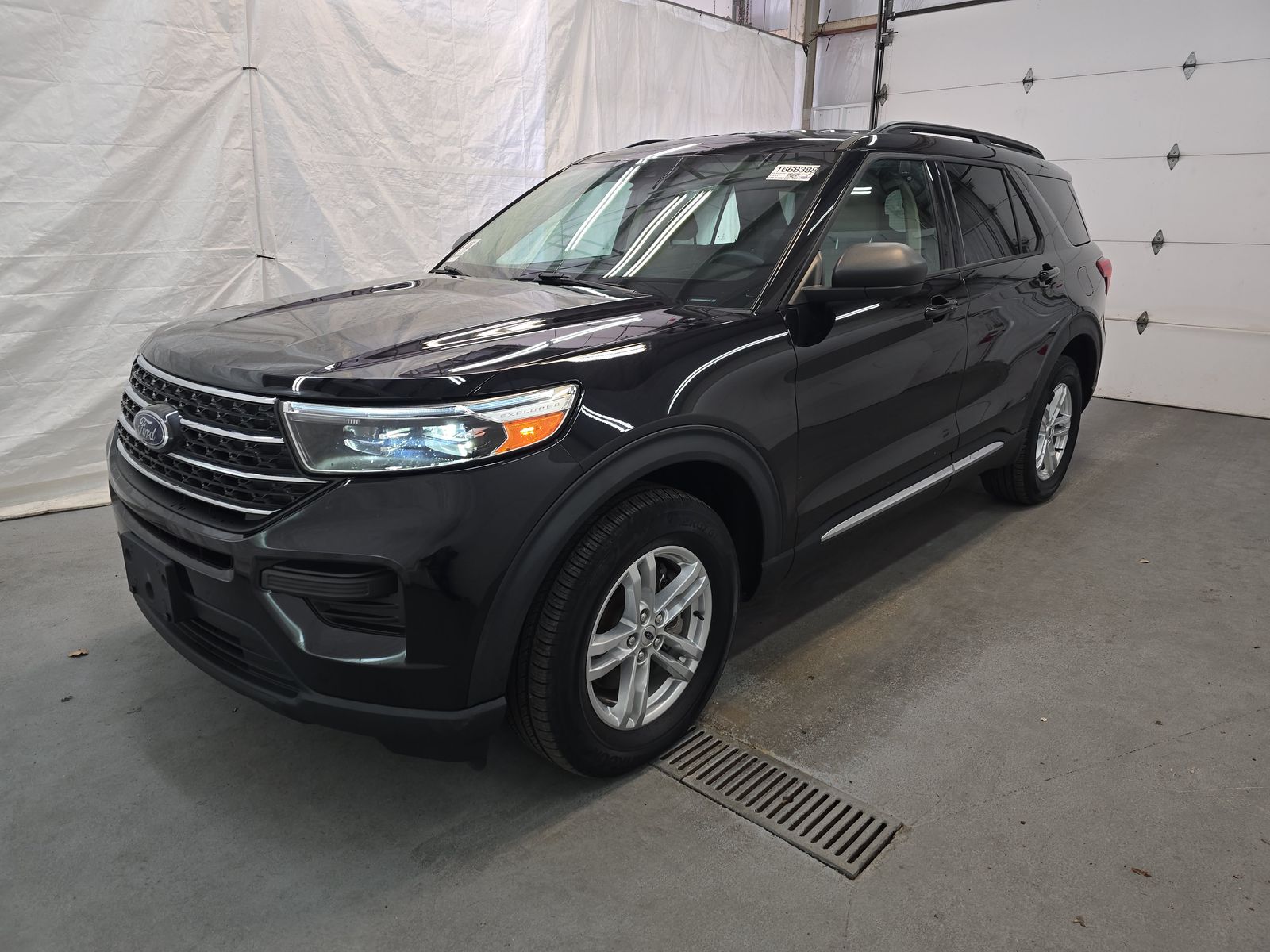 2022 Ford Explorer XLT AWD