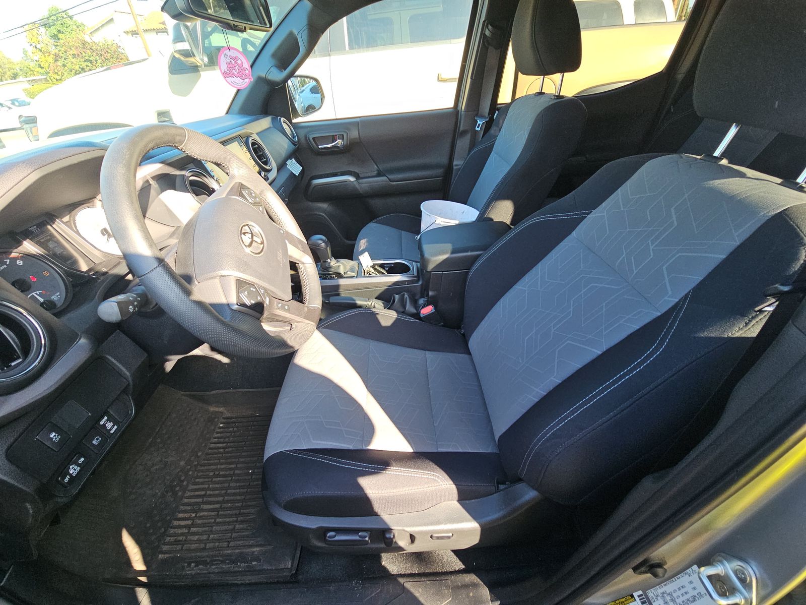 2023 Toyota Tacoma TRD Off-Road AWD