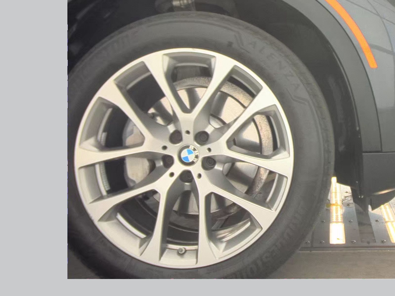 2023 BMW X5 xDrive40i AWD