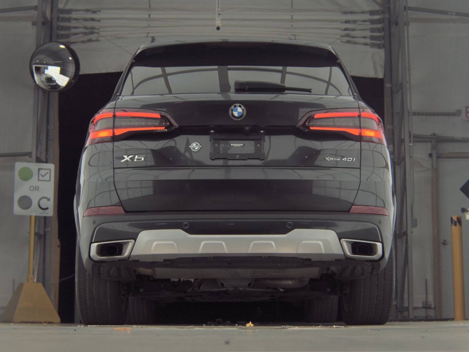 2023 BMW X5 xDrive40i AWD