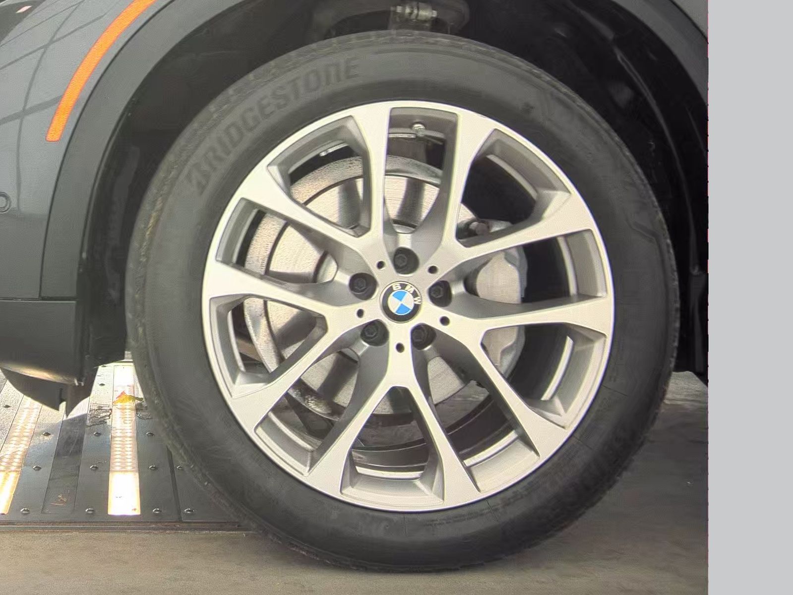 2023 BMW X5 xDrive40i AWD