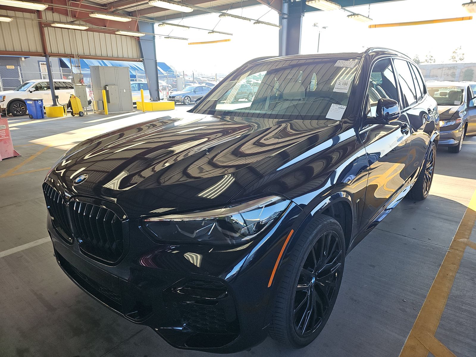 2022 BMW X5 M50i AWD