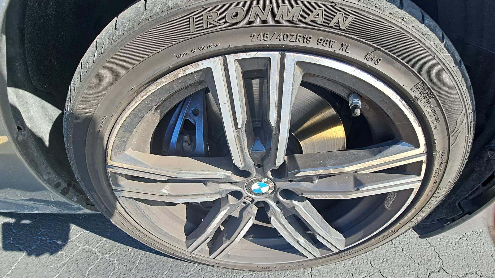 2025 BMW 8 Series 840i xDrive AWD