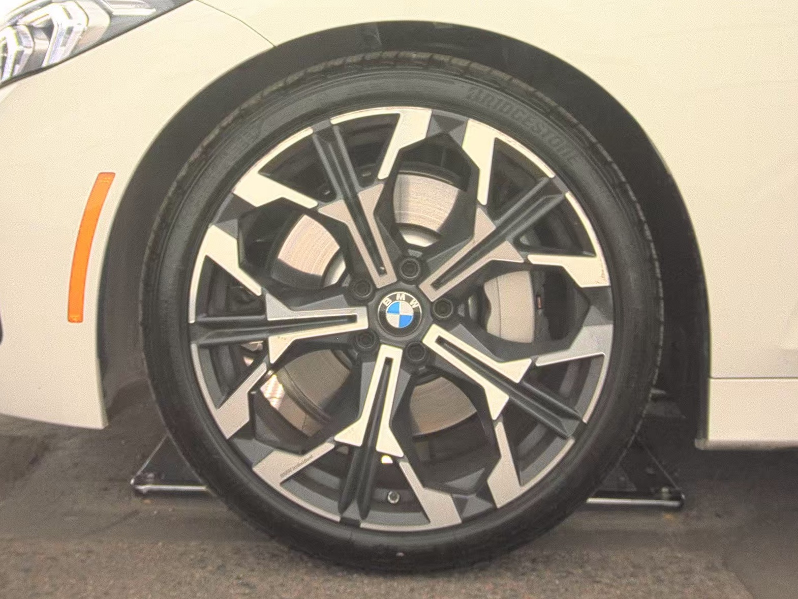 2025 BMW 3 Series 330i xDrive AWD