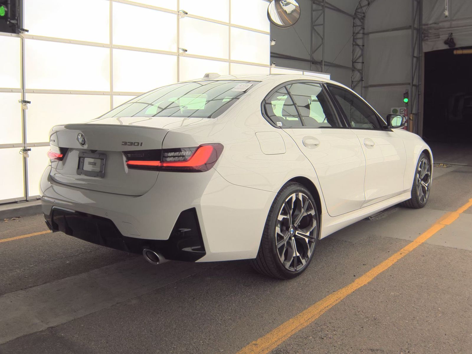 2025 BMW 3 Series 330i xDrive AWD