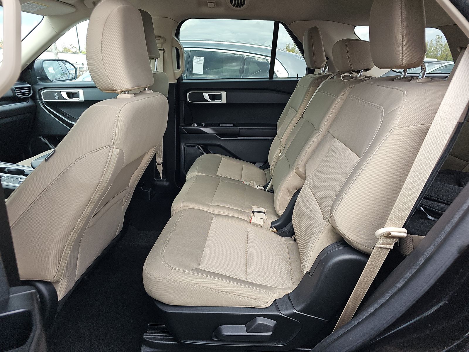 2023 Ford Explorer Base AWD