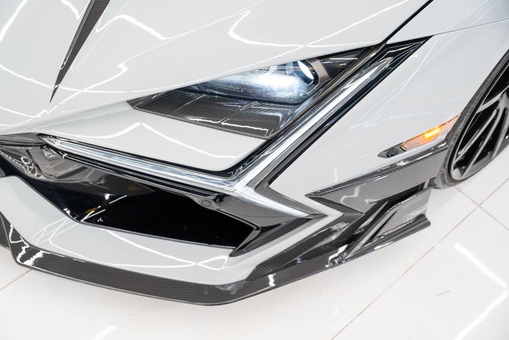 2025 Lamborghini Revuelto Base AWD