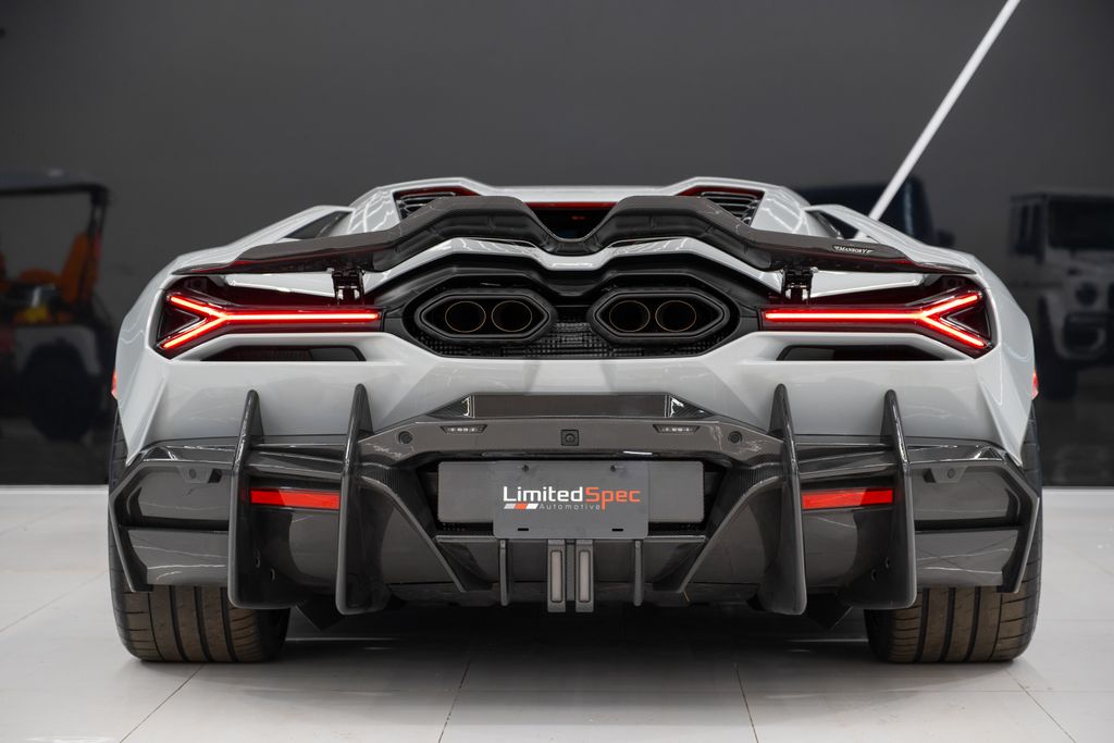 2025 Lamborghini Revuelto Base AWD