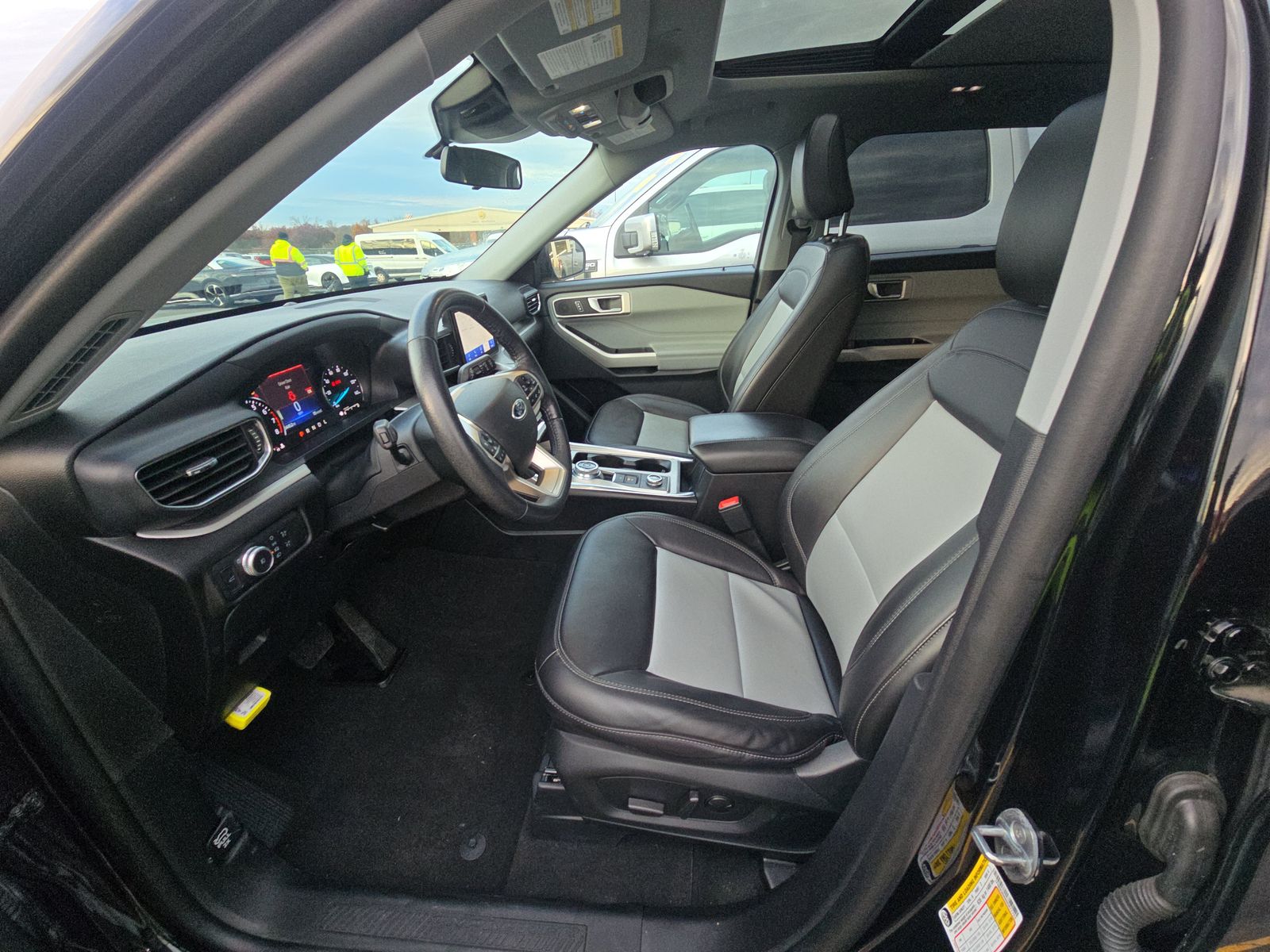 2022 Ford Explorer XLT AWD