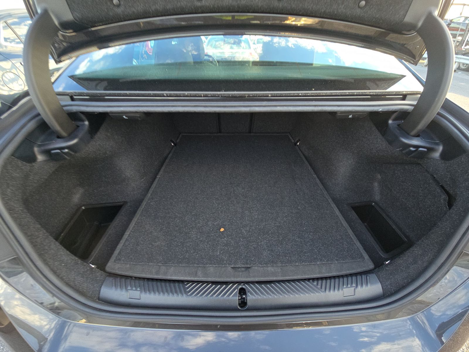 2024 BMW 5 Series 530i RWD