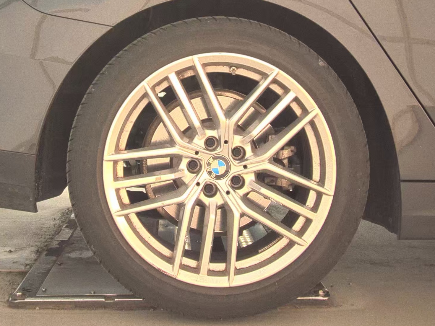 2024 BMW 5 Series 530i RWD