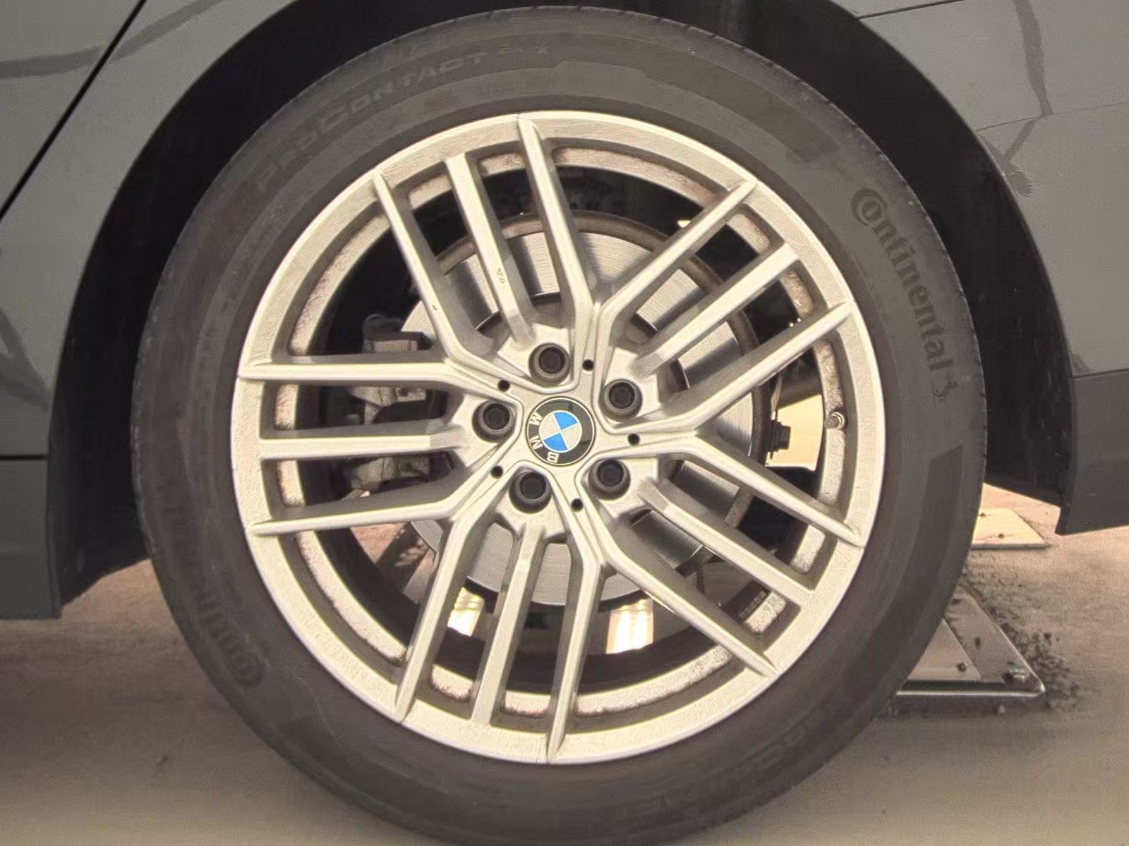 2024 BMW 5 Series 530i RWD