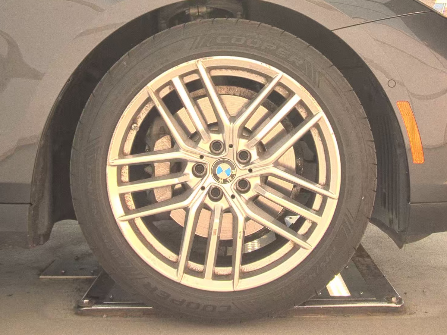 2024 BMW 5 Series 530i RWD