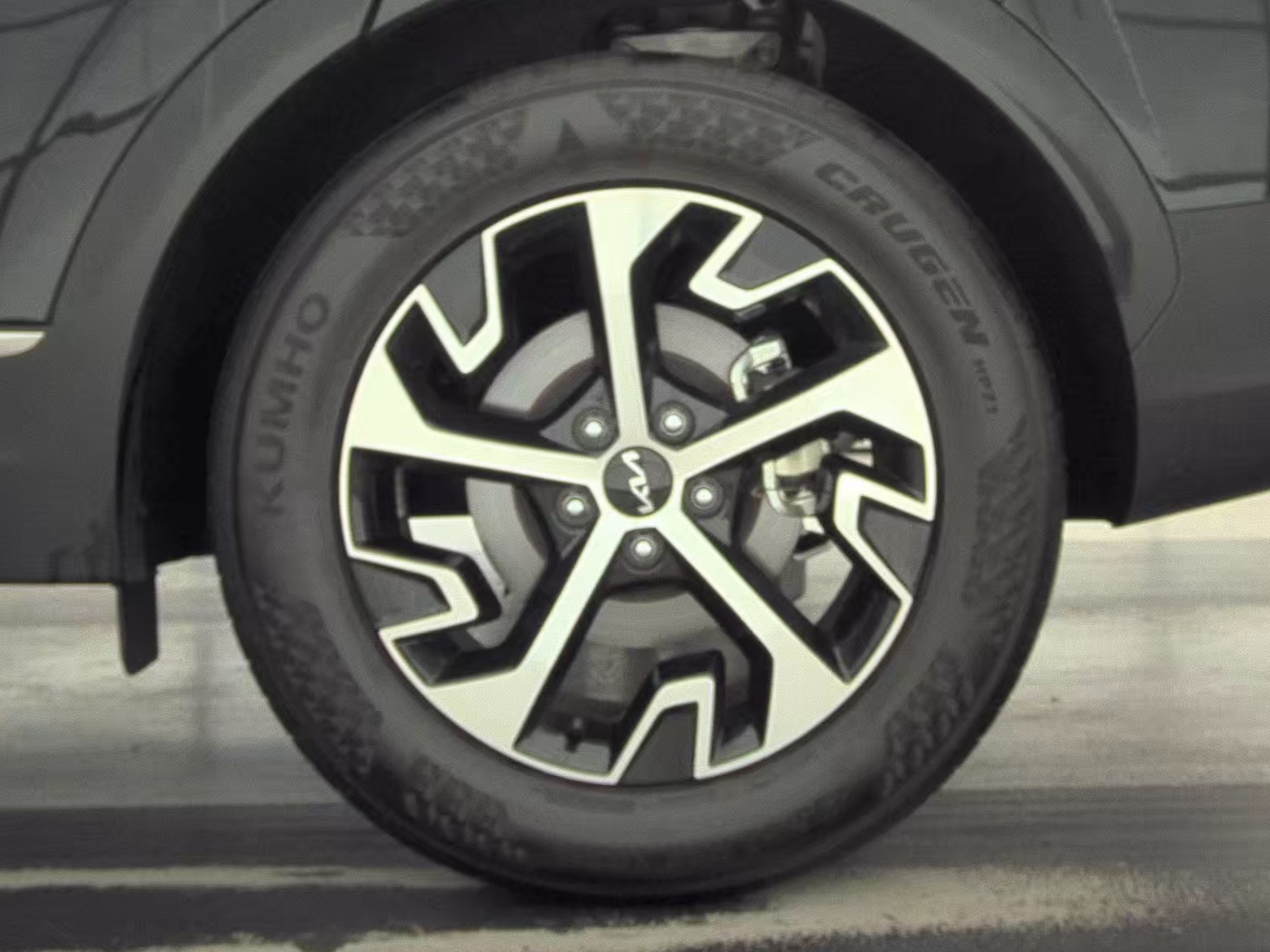 2025 Kia Sportage EX FWD