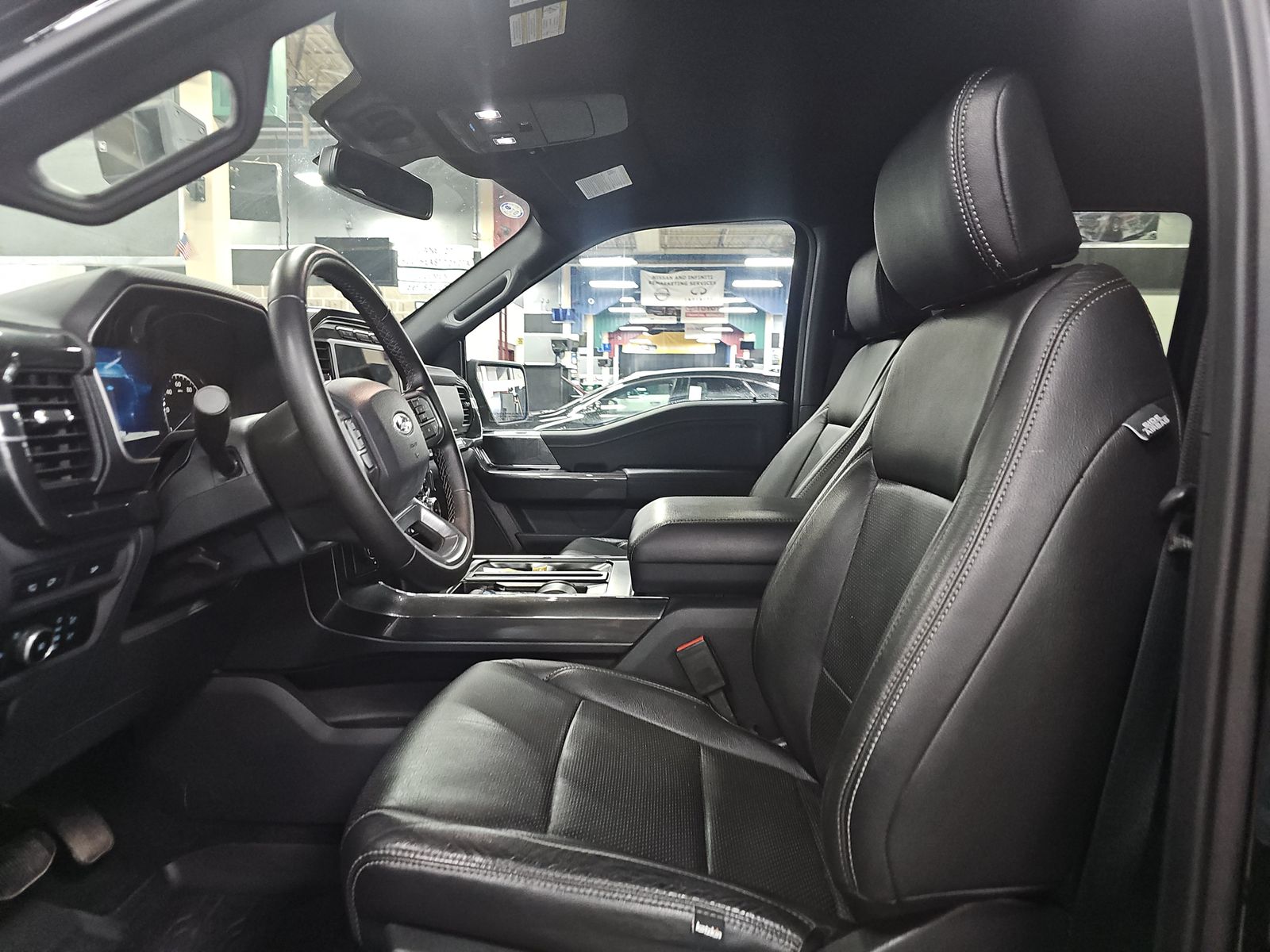 2023 Ford F-150 XLT AWD