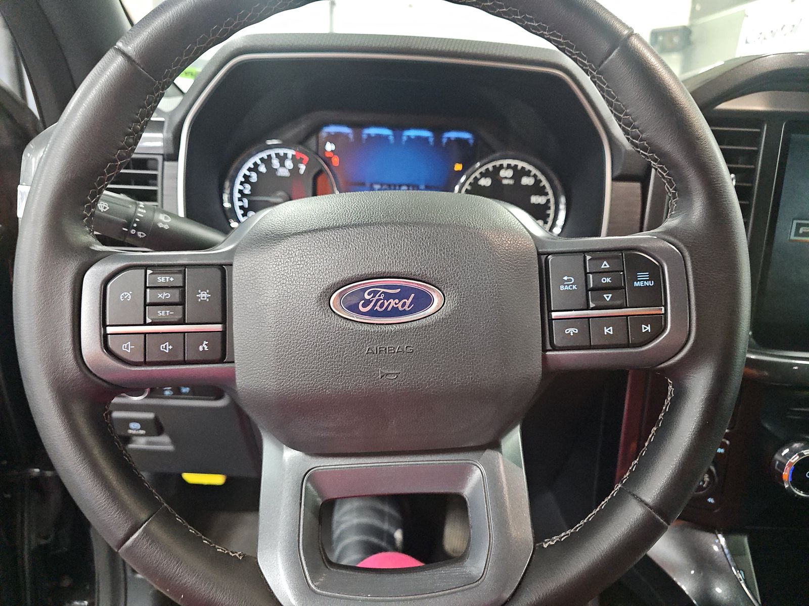 2023 Ford F-150 XLT AWD