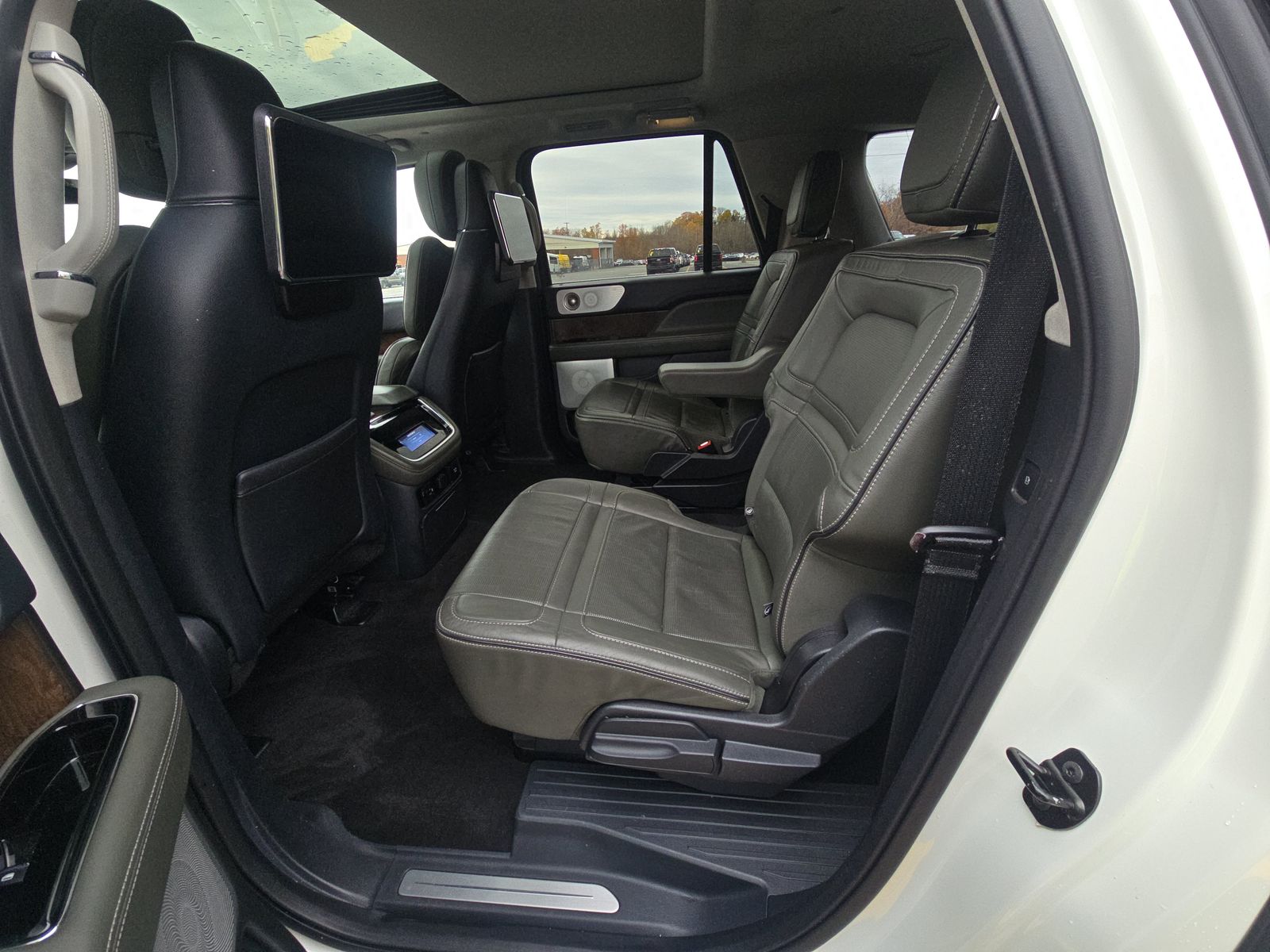 2022 Lincoln Navigator L Black Label AWD