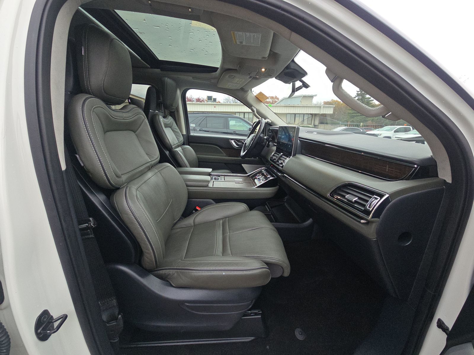 2022 Lincoln Navigator L Black Label AWD