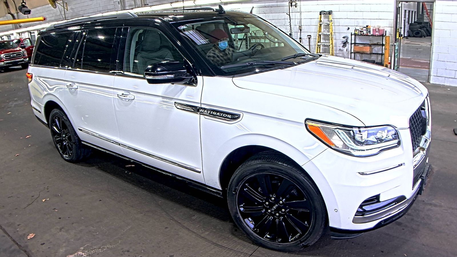 2022 Lincoln Navigator L Black Label AWD