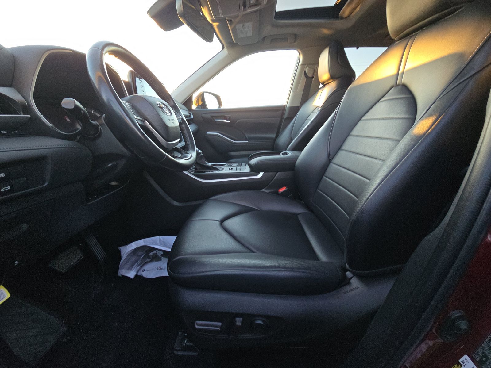 2022 Toyota Highlander XLE AWD