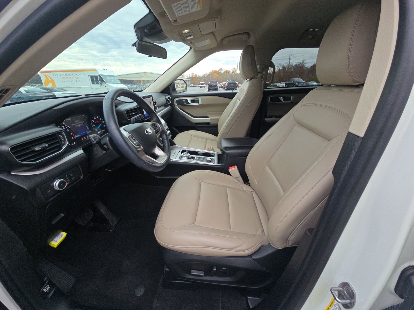 2022 Ford Explorer XLT AWD