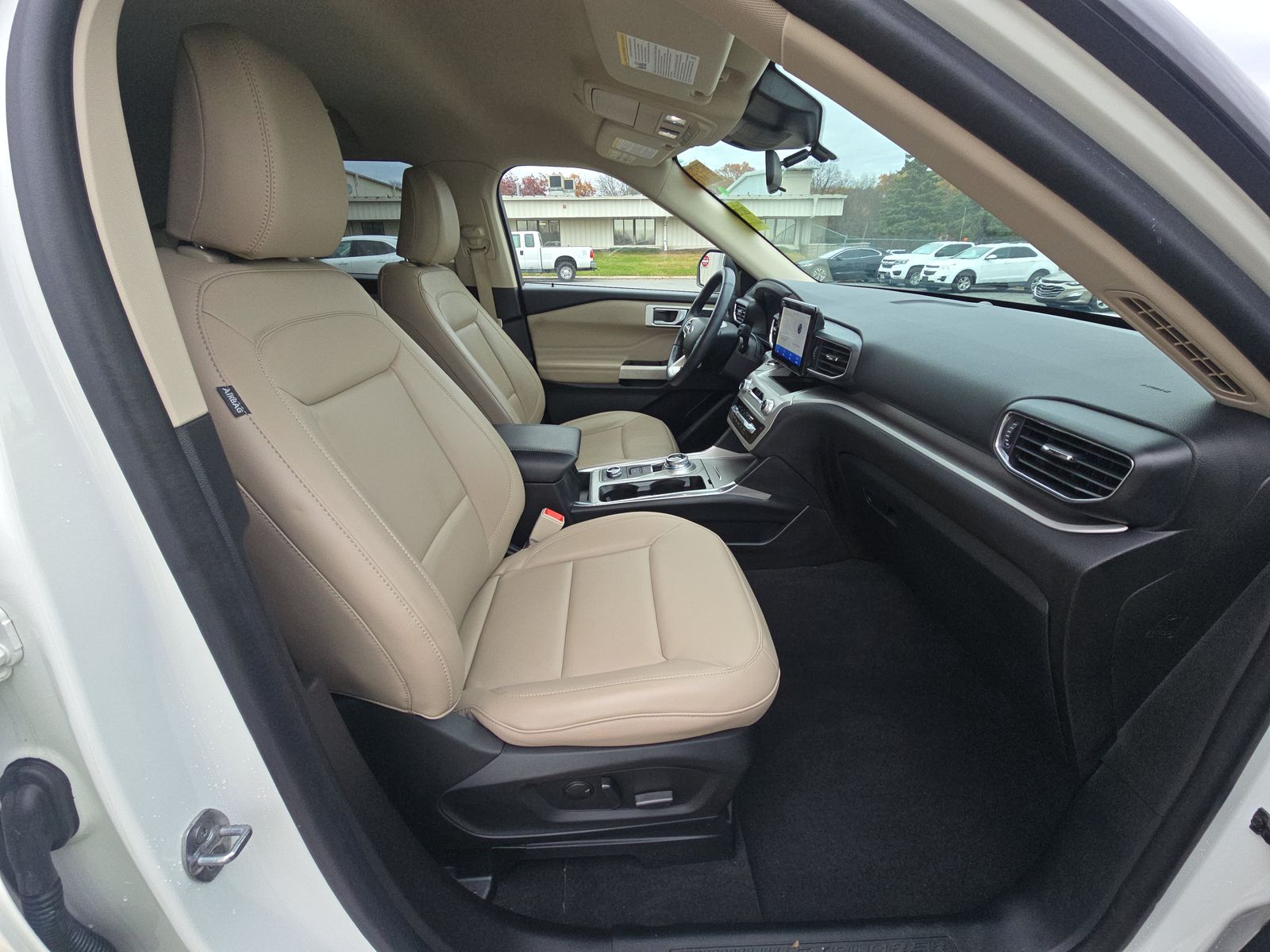 2022 Ford Explorer XLT AWD