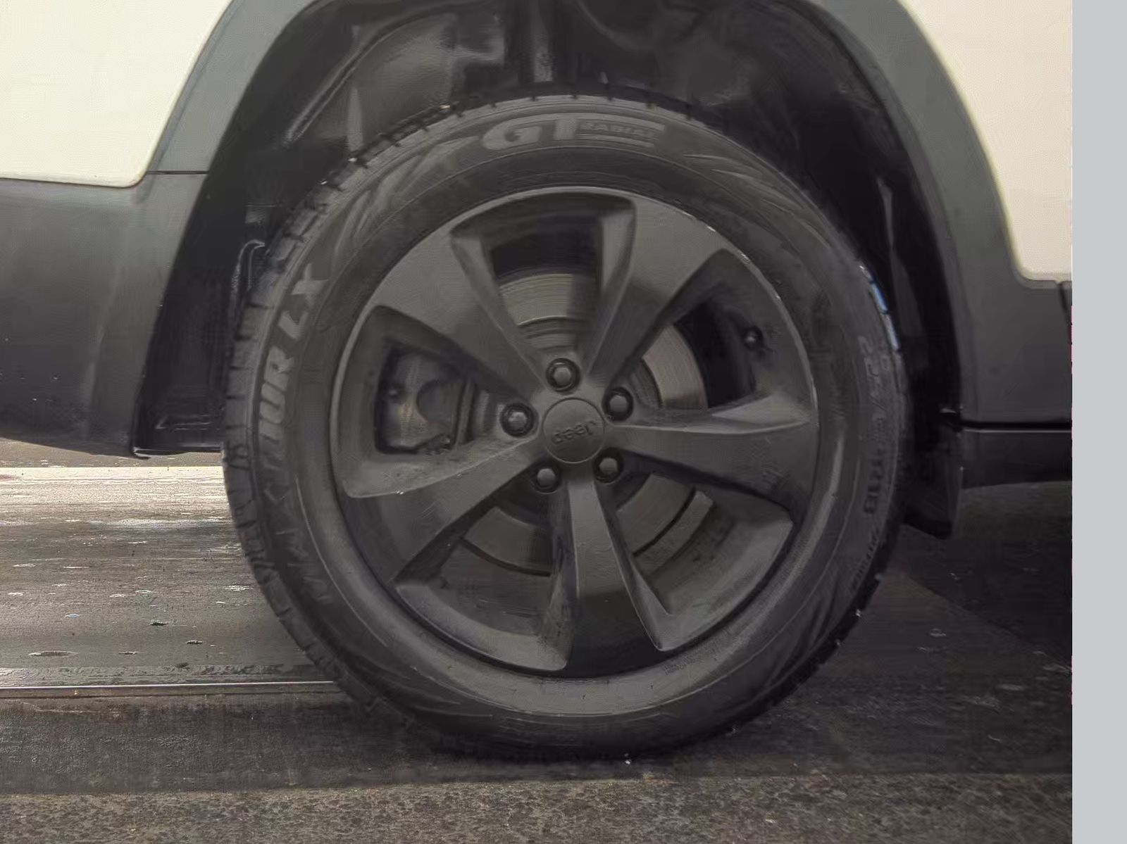 2019 Jeep Cherokee Limited AWD