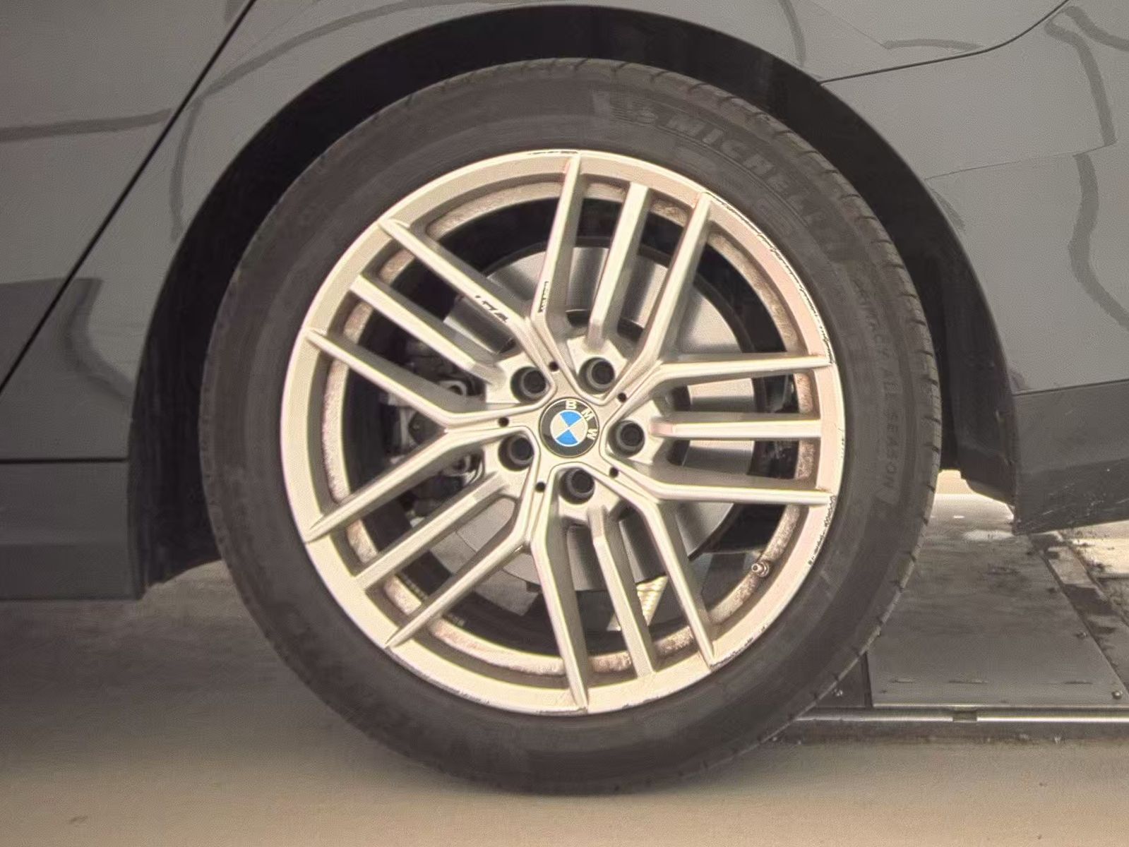 2025 BMW 5 Series 540i xDrive AWD