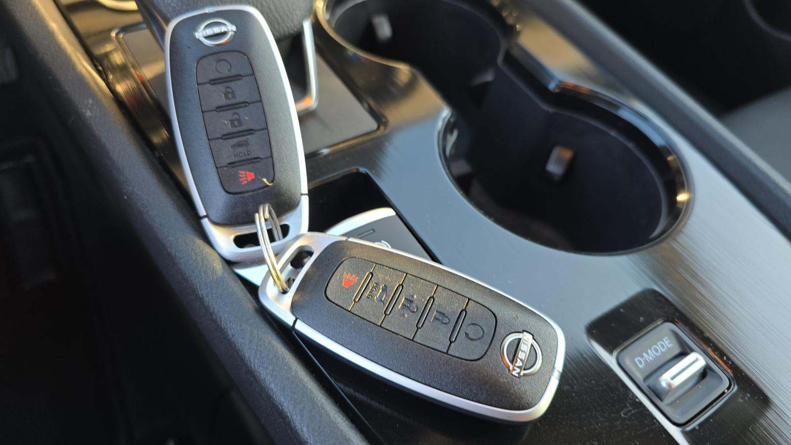 2025 Nissan Rogue SL FWD