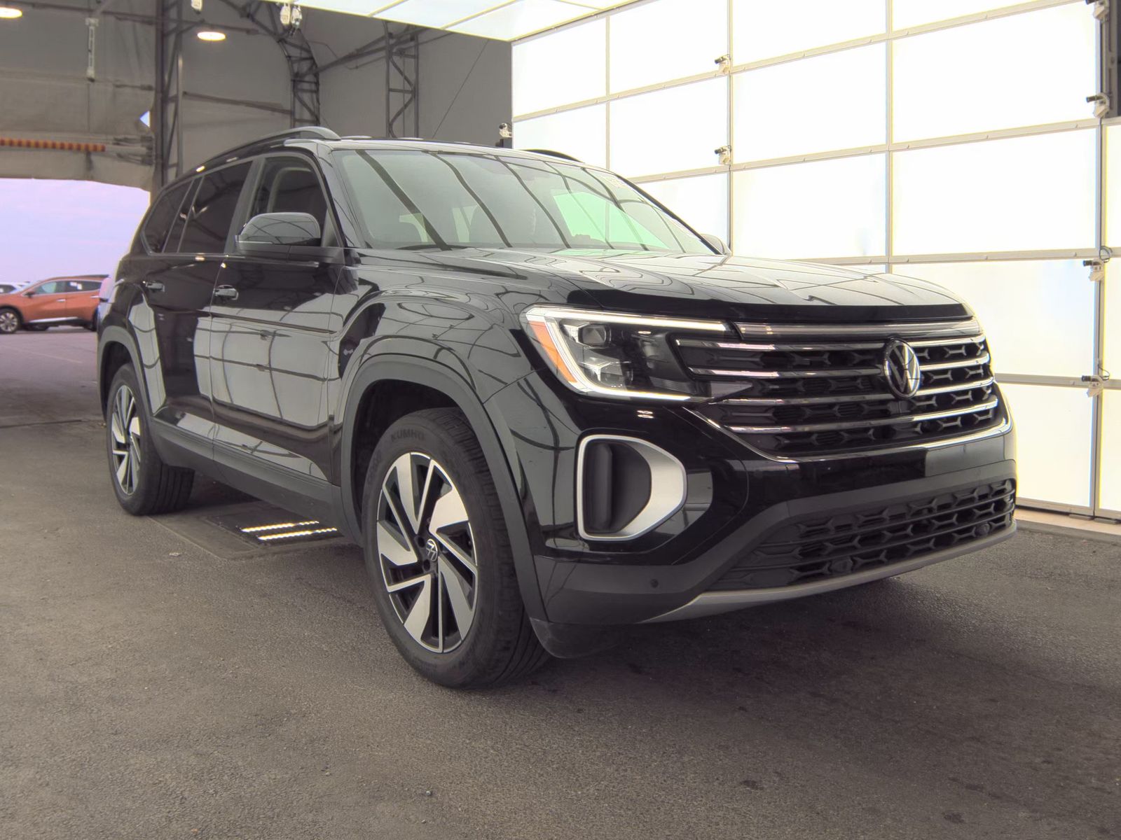 2025 Volkswagen Atlas 2.0T SE FWD