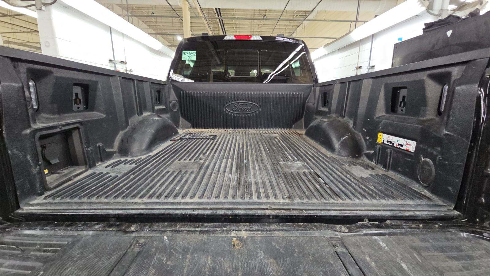 2023 Ford F-150 Lariat AWD