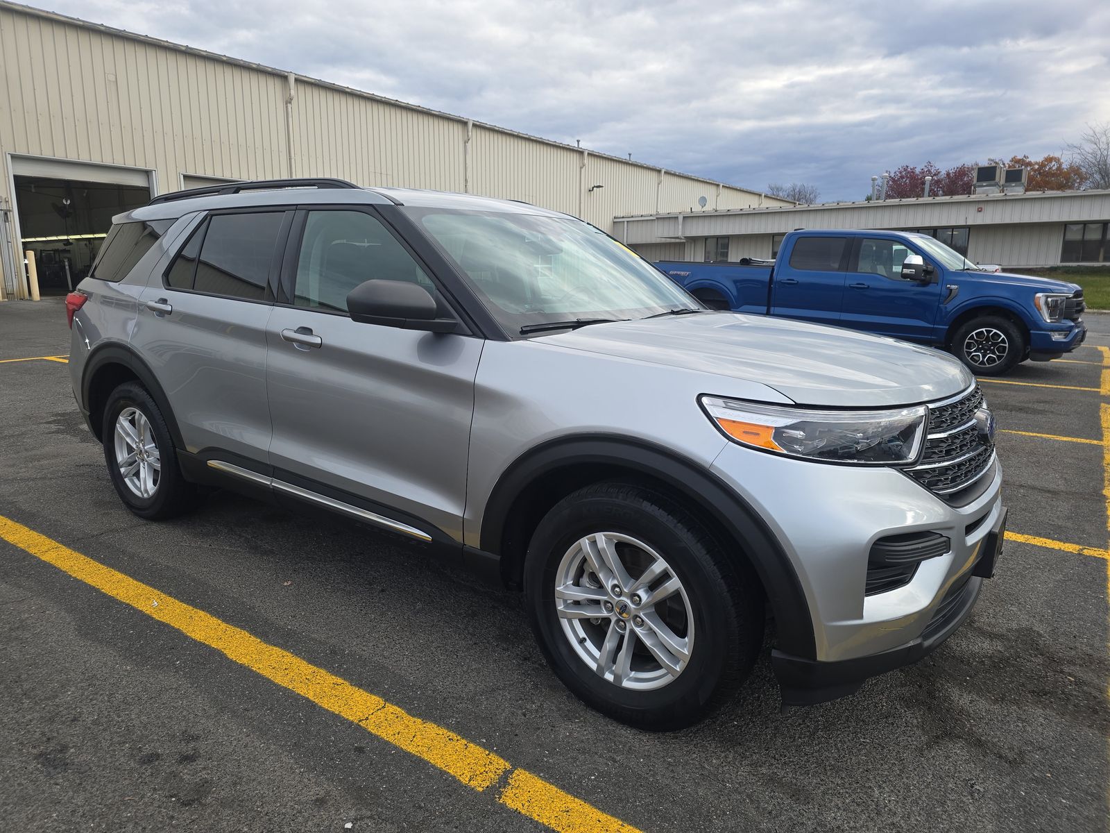 2022 Ford Explorer XLT AWD