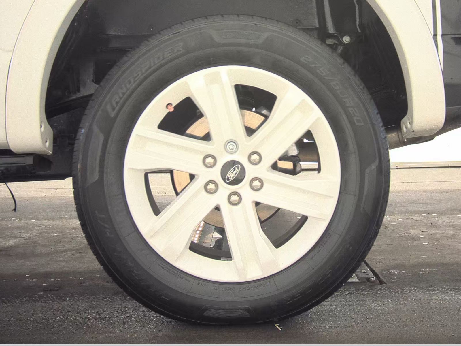 2023 Ford F-150 Hybrid Platinum AWD