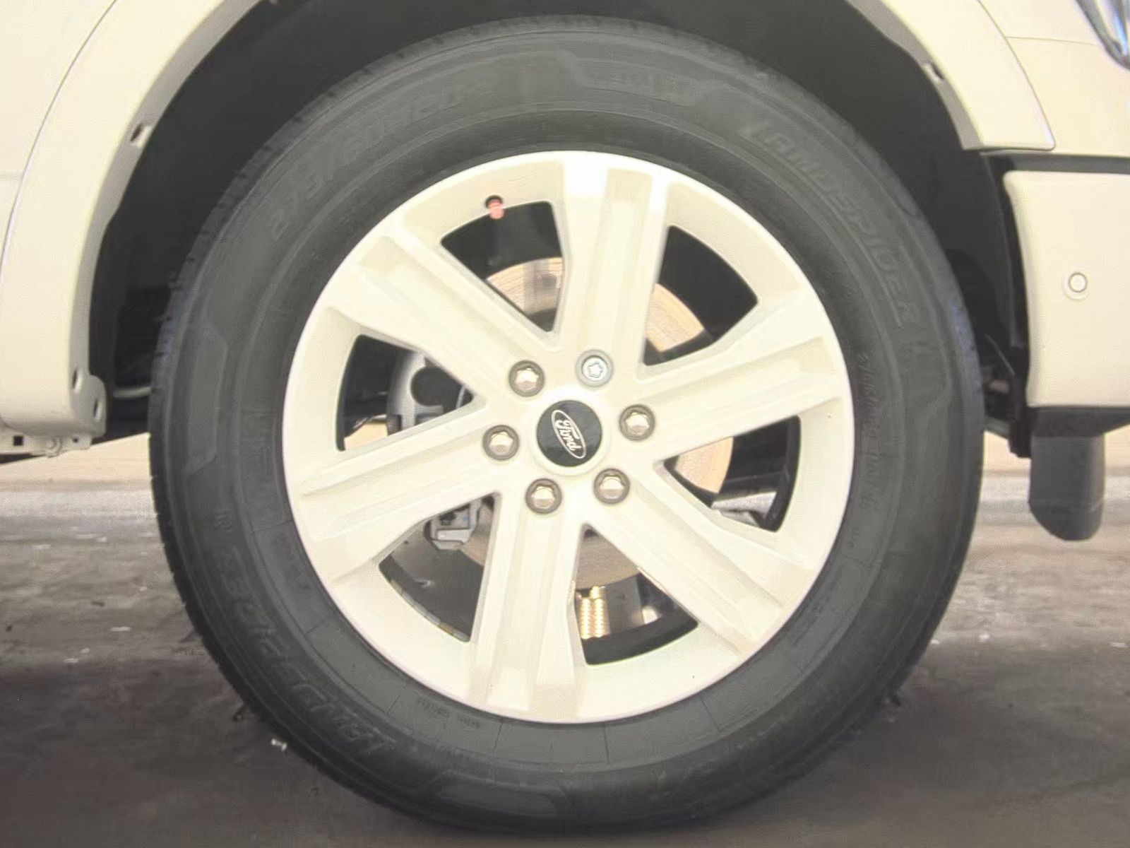 2023 Ford F-150 Hybrid Platinum AWD