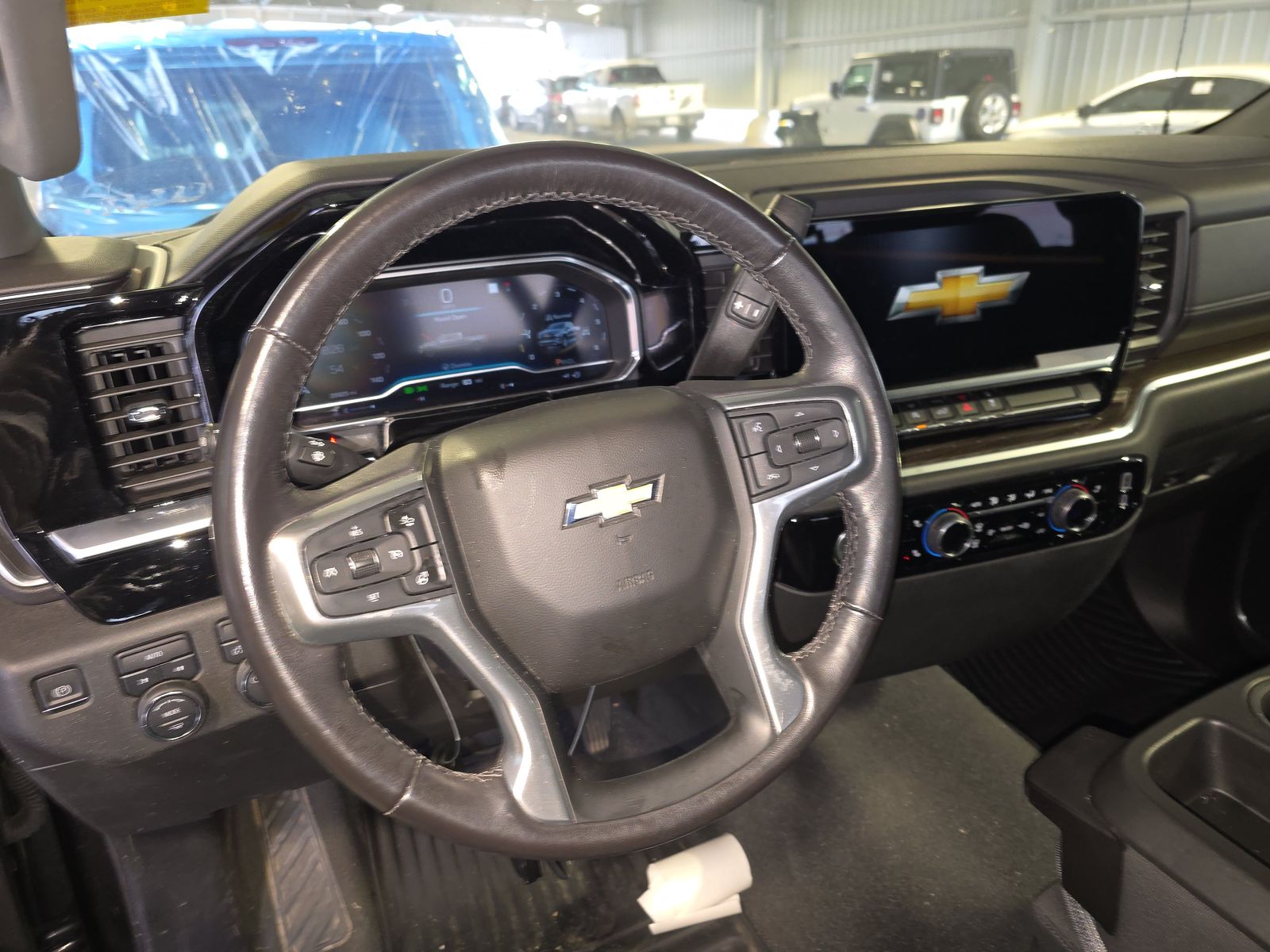 2022 Chevrolet Silverado 1500 LT AWD