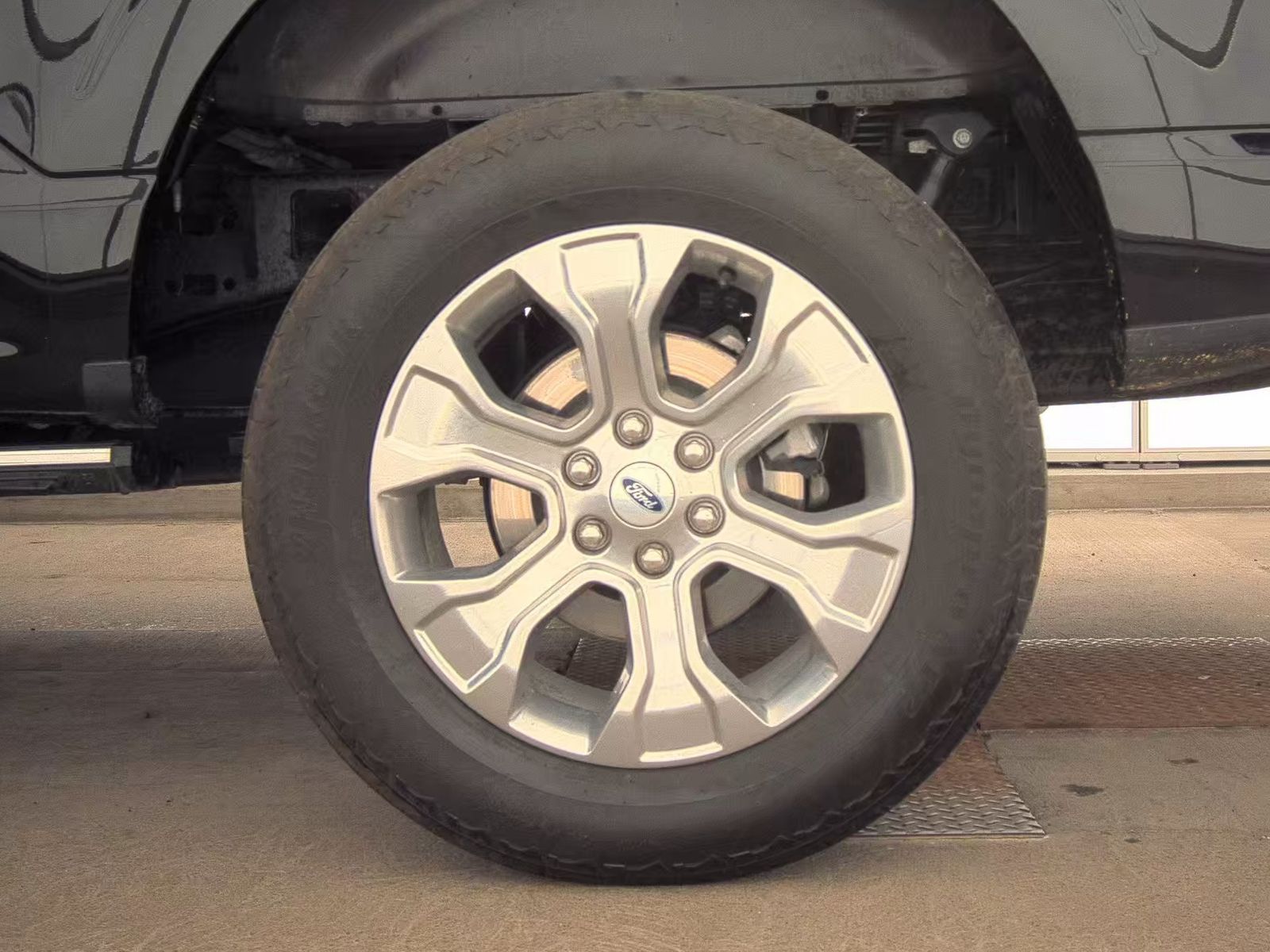 2023 Ford F-150 Platinum AWD