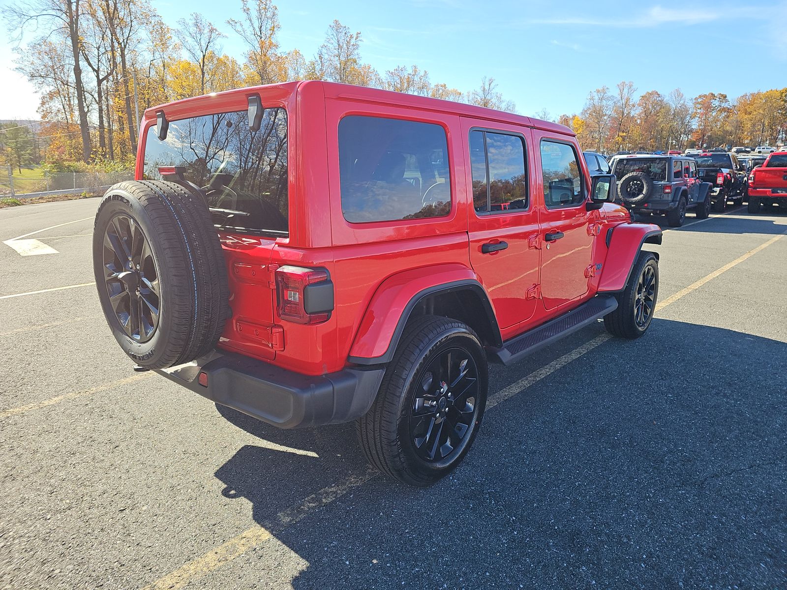 2025 Jeep Wrangler 4xe Sahara AWD
