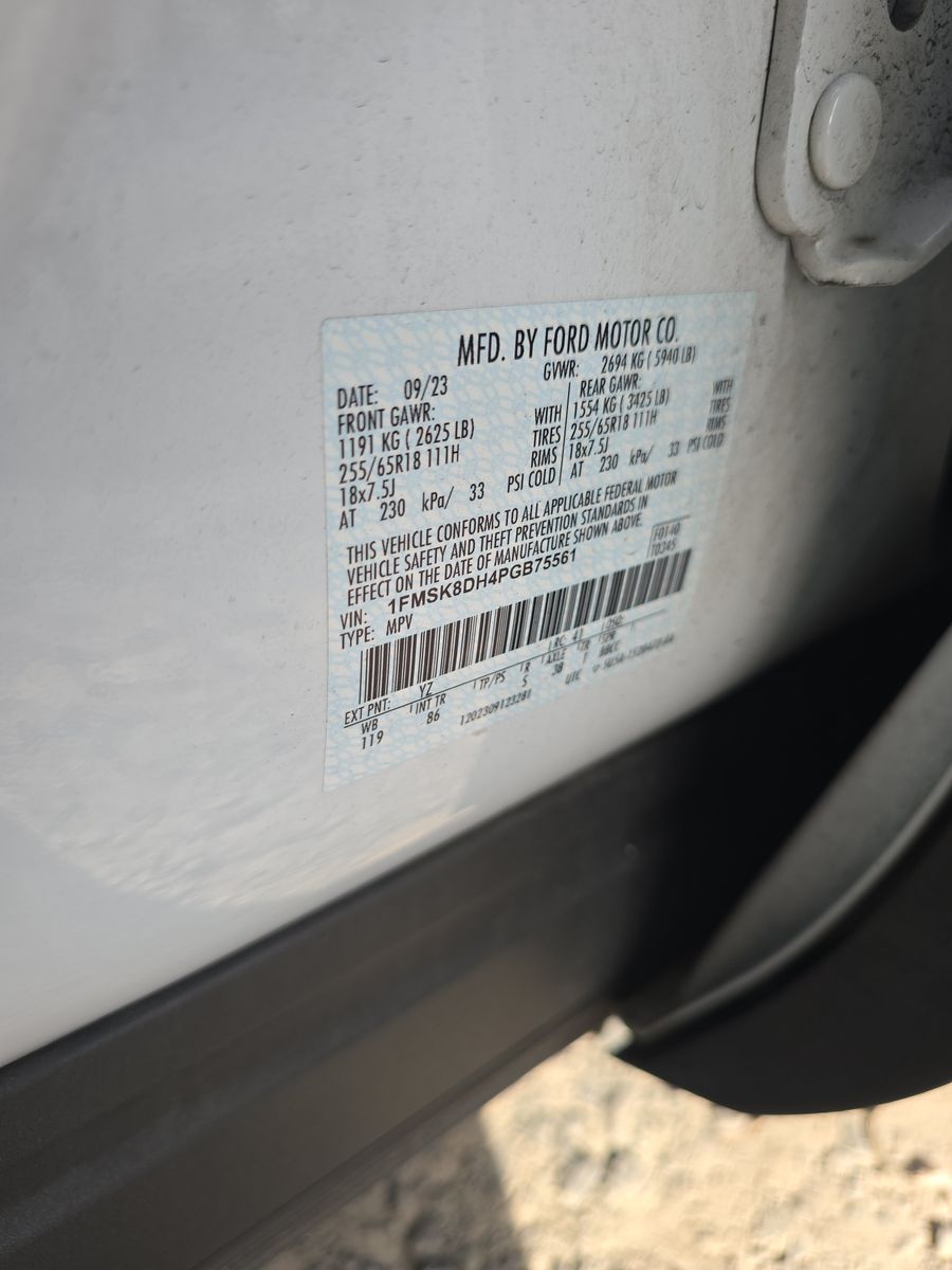 2023 Ford Explorer XLT AWD