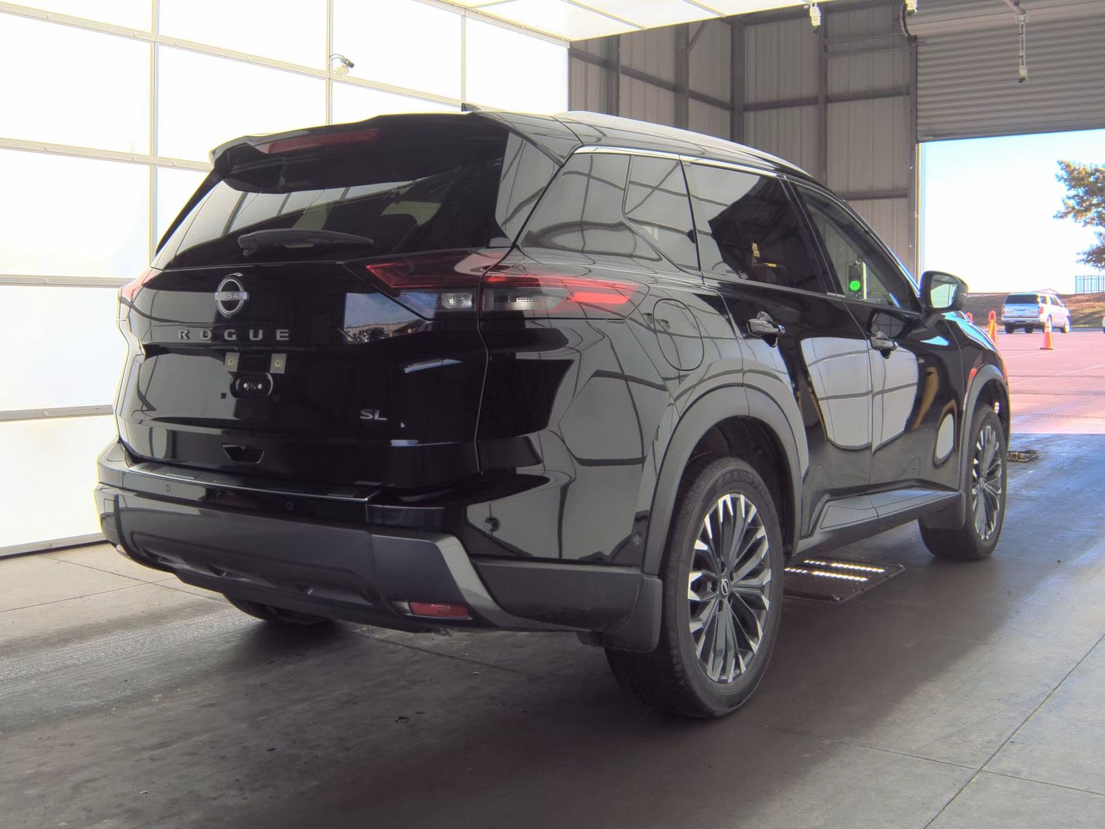 2025 Nissan Rogue SL FWD