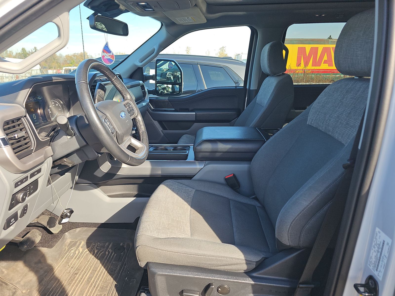 2022 Ford F-150 XLT AWD