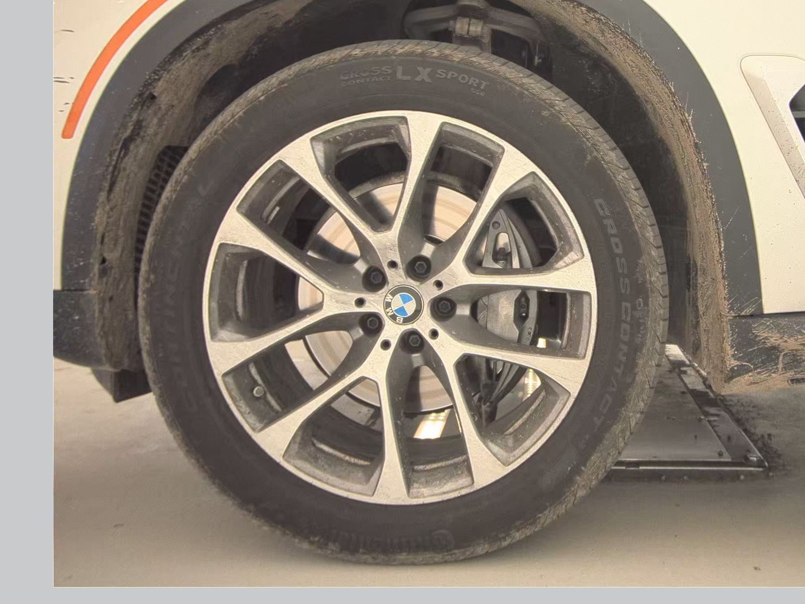 2025 BMW X5 xDrive40i AWD