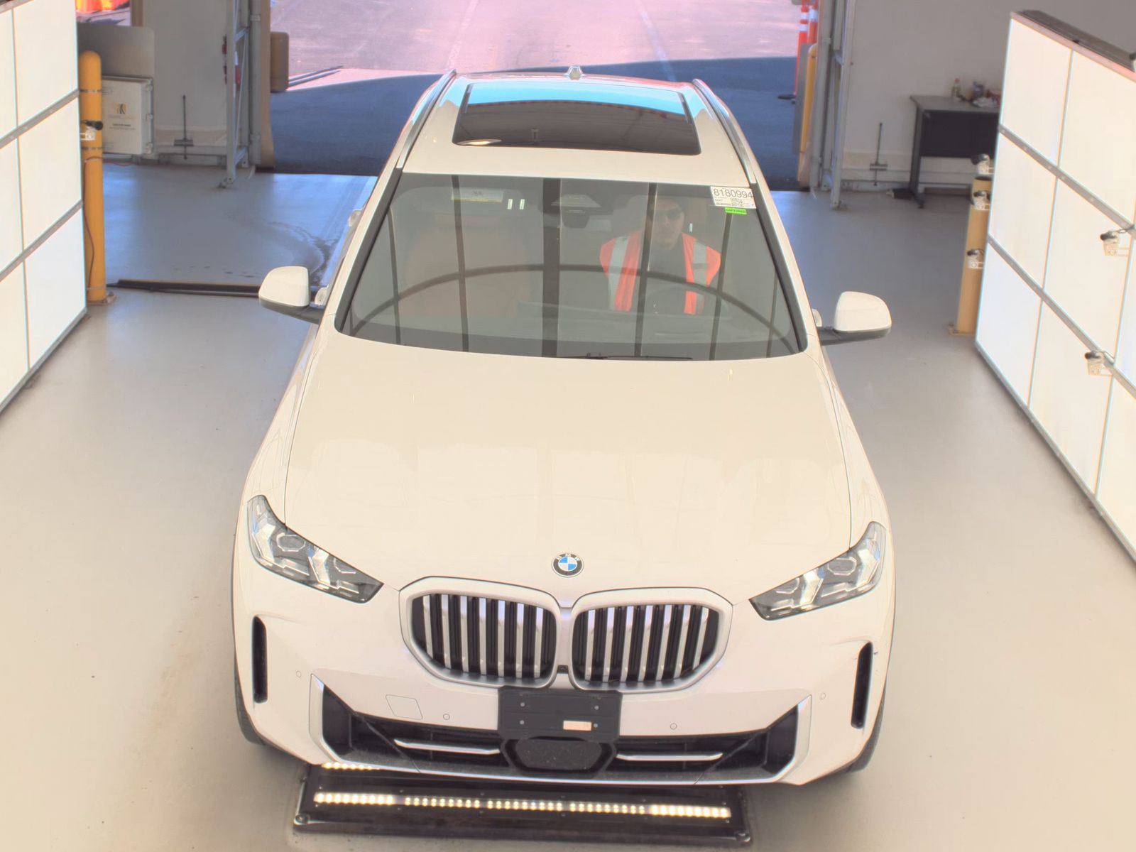 2025 BMW X5 xDrive40i AWD