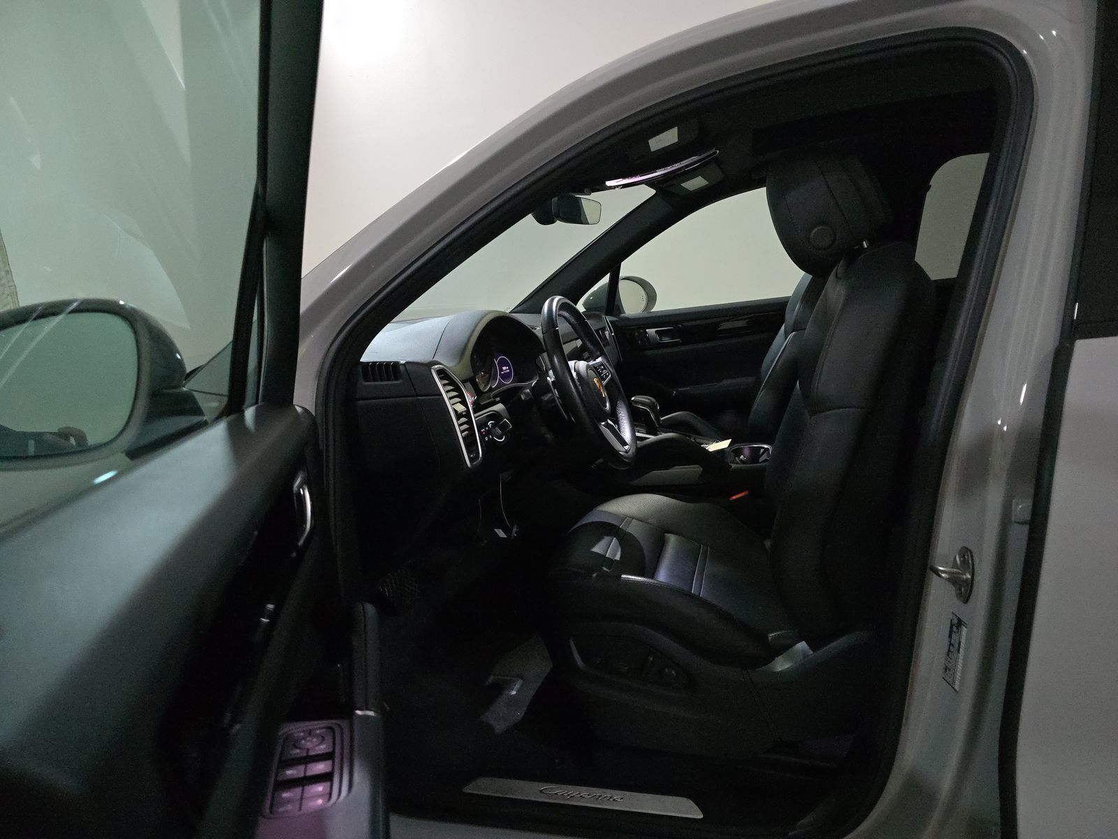 2022 Porsche Cayenne Base AWD