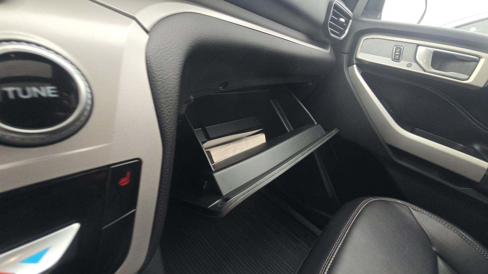 2023 Ford Explorer XLT AWD