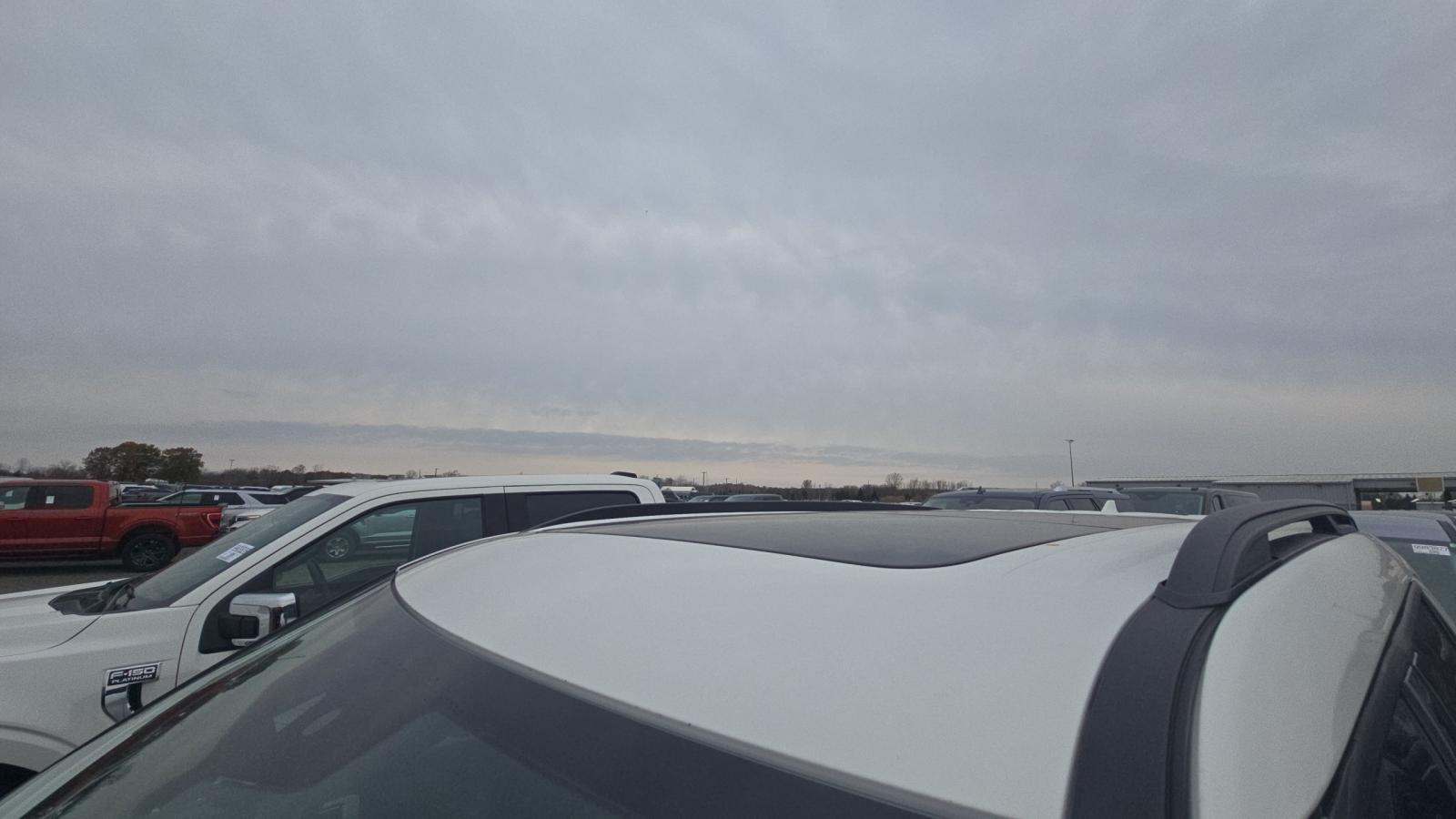 2023 Ford Explorer XLT AWD